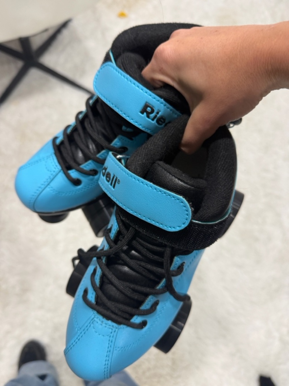Riedell Vivid Blue Roller Skates Size 4 Brand New